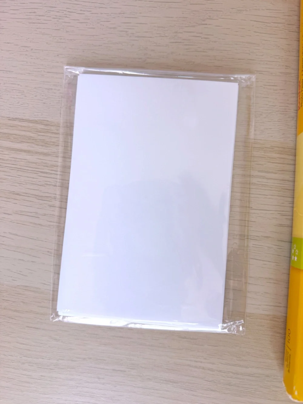 Kodak Gloss Photo Printer Paper 8.5x11 82 Sheets and 4x6 Gloss photo paper 15 pc